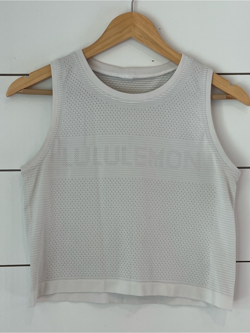 lululemon athletica White Sleeveless Perforated Crop Tank